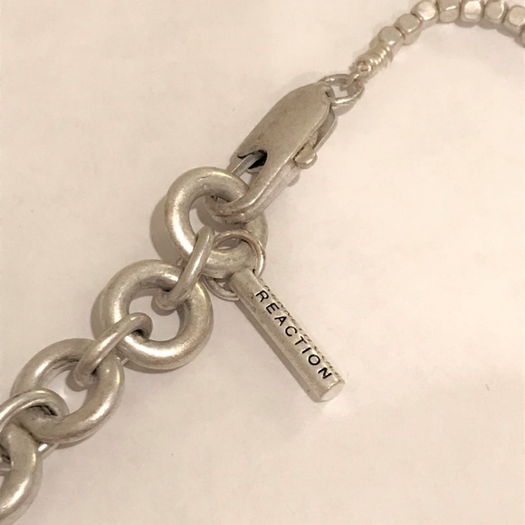 KCR Silver Floral Pendant Necklace - Picture 3 of 6